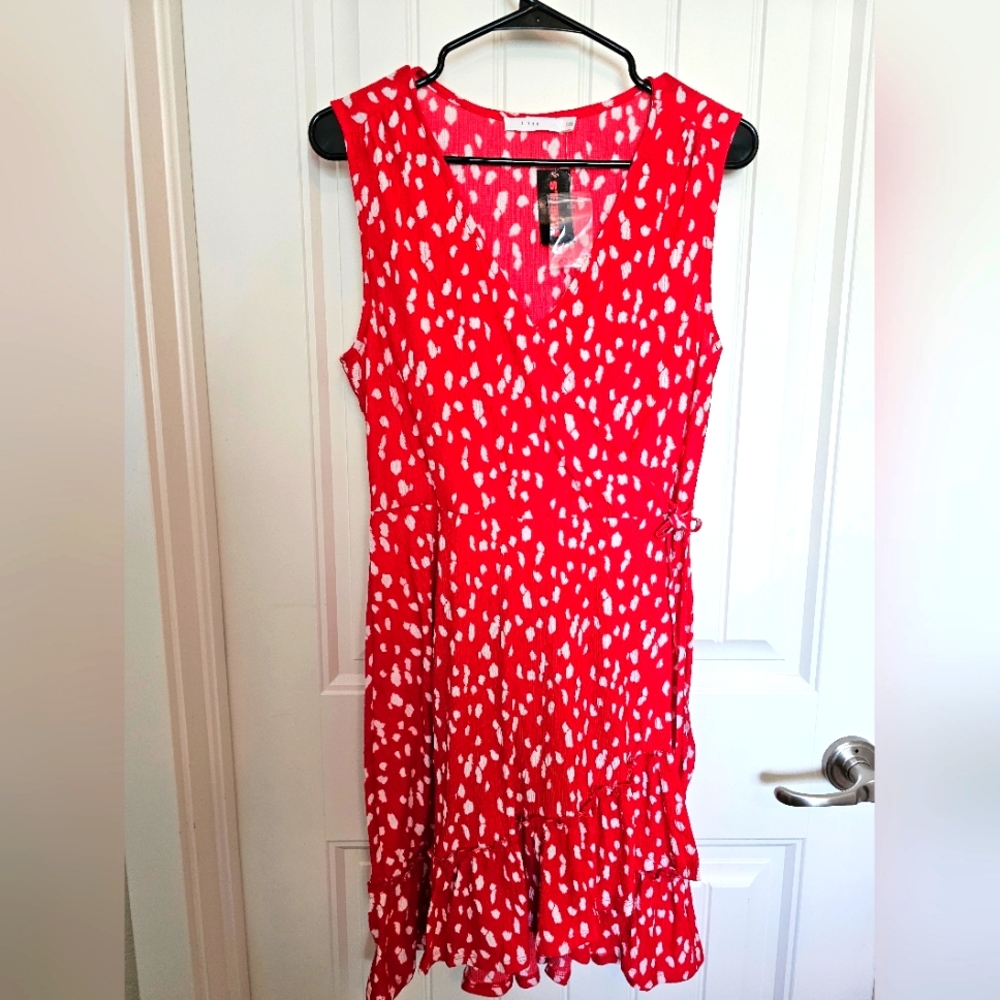 L u s h. Red and white sleeveless dress